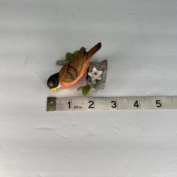 Vintage Porcelain Bird Figurine On Branch By Lefton Hand-Painted Accent 2.5” - Picture 6 of 8